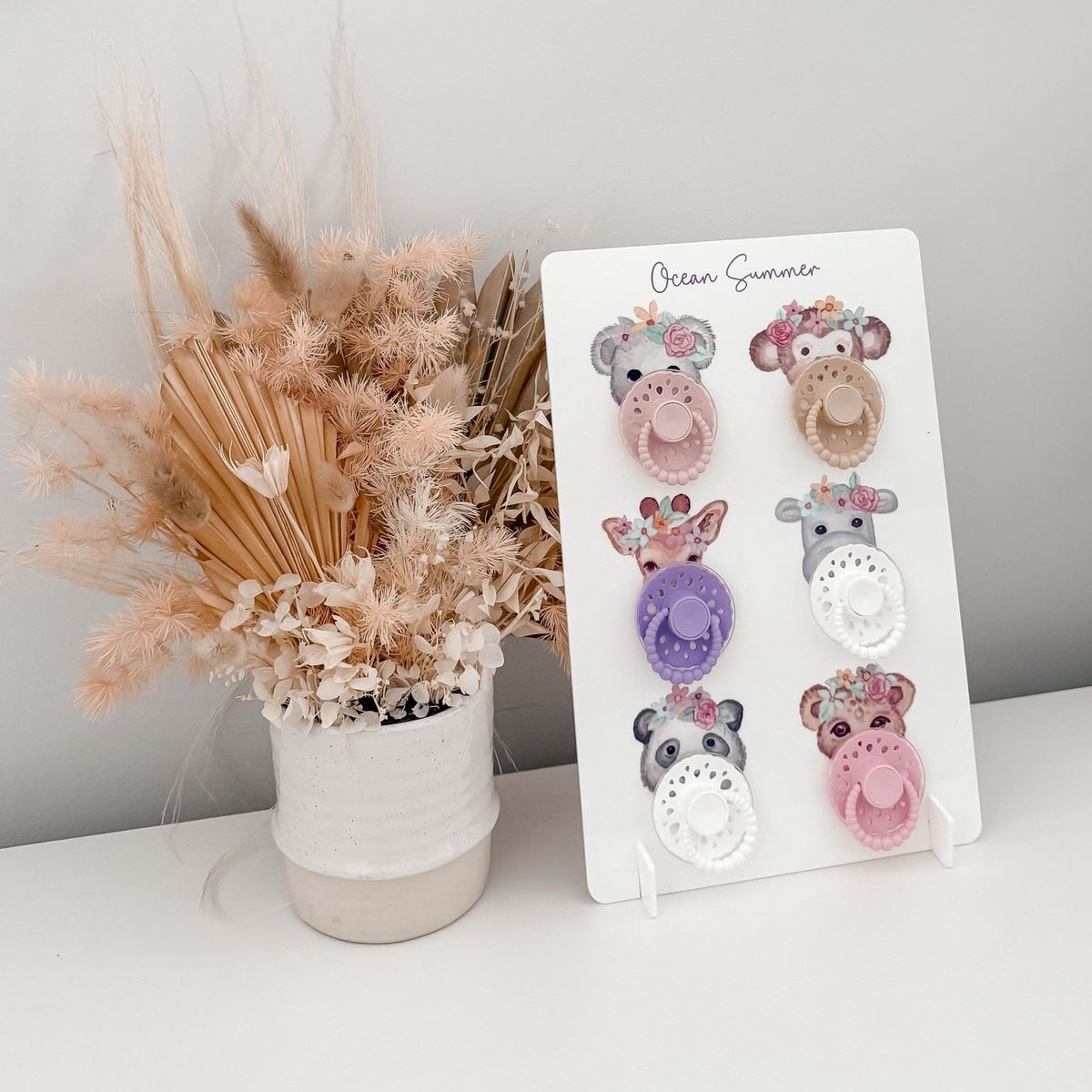 CMC Gold Dummy Holder Stand