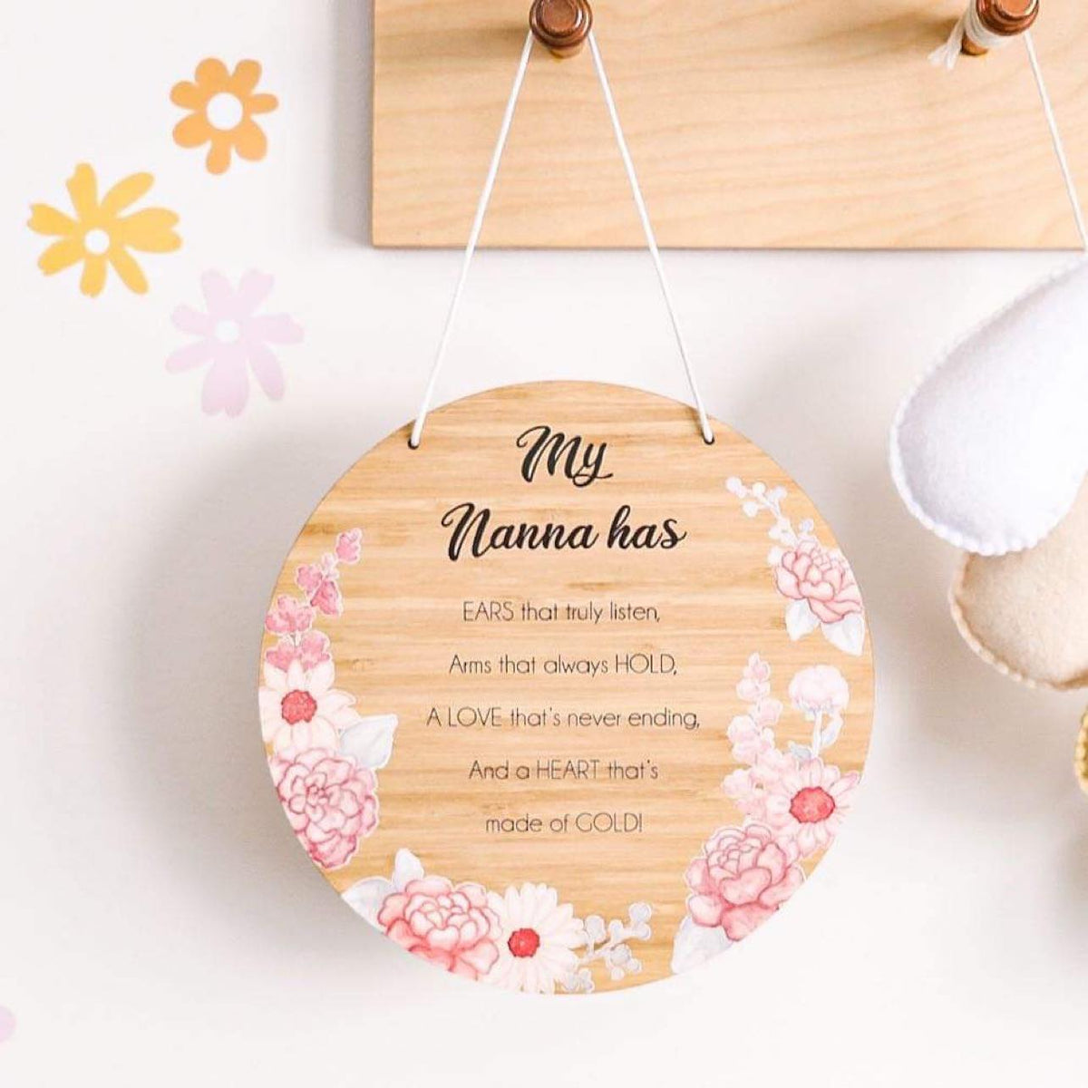 Our Nanna Has Round Bamboo Plaque