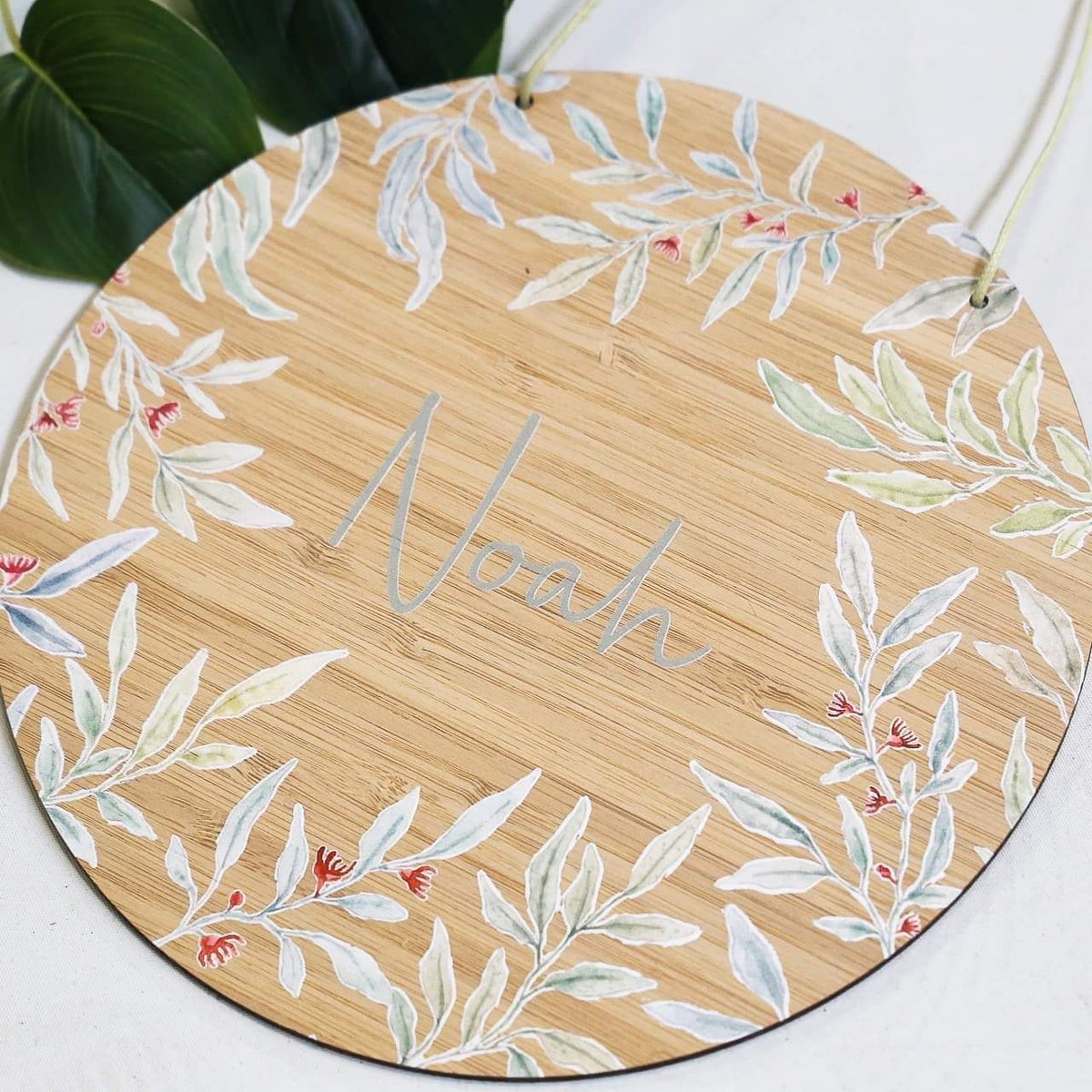 Printed Round Plaque- Red Floral &amp; Folliage